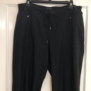 Women’s large Tek Gear drytek pants